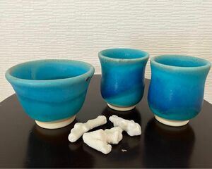 お値下げ　沖縄 うるま陶器 カップ3点セット 湯呑み　おちょこ　ぐい呑み　ペルシャブルー