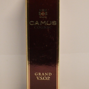 YZ-0090 未開栓品 CAMUS COGNAC GRAND VSOP カミュ グランド ブランデー 700ml 40%の画像1