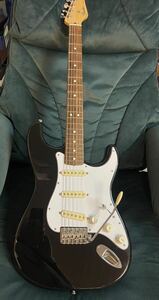  крыло Japan . Fender Stratocaster .T серийный .94.5 год производства 