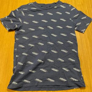 激安☆アディダス　半袖Tシャツ　160