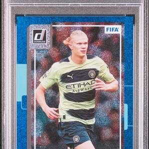 2022-23 PANINI DONRUSS FIFA ERLING HAALAND BLUE (/49) PSA8の画像1