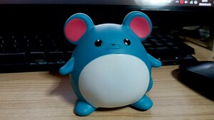 ポケモン　マリル　貯金箱