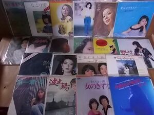 eph0076　【未確認】邦楽女性歌手　EP70枚セット