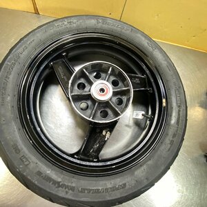 GPZ900R リアホイール、良品、ペイント 18ｘ3.50☆A7～A16