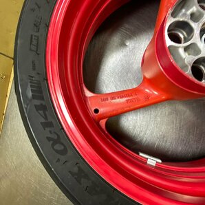 TZR250R-SP リアホイール、良品 17ｘ4.50、ペイント☆3XVの画像3