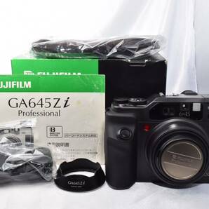 ★美品★富士フイルム FUJIFILM GA645Zi Professional ★元箱・付属品充実★ #d112の画像1