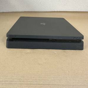 T【中古品】SONY PlayStation4 CUH-2200A 500GB ブラック コントローラー2個 コード 箱付 初期化済 通電動作確認済の画像2