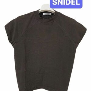 スナイデル　SNIDEL フレンチスリーブTシャツ　ブラック　フリーサイズ　中古品