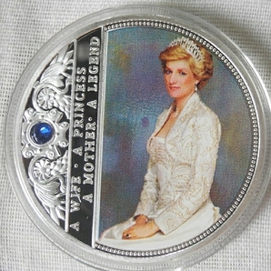イギリス 王室 ダイアナ妃 記念銀メダル コレクションコイン ②ポートレイト 24KGP 1oz 石付き 銀貨 チャールズ 英国 ロイヤルファミリーの画像1