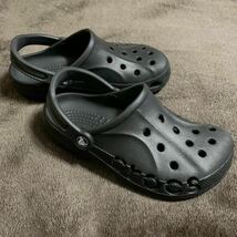 ◆美品 クロックス ブラック 22cm M4 W6◆サンダル 黒 crocs レディース バヤバンド 男女兼用 キッズ可_画像4