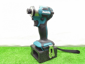 中古美品 makita マキタ 18V 充電式 インパクトドライバ 青 TD173DZ