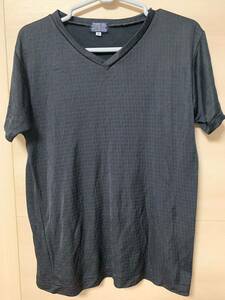 GUESS ゲス　Tシャツ　M