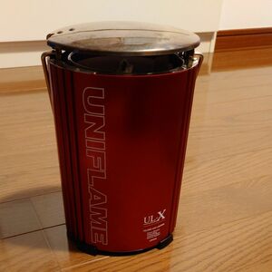 UNIFLAME ユニフレーム UL-X 2015年限定カラー　レッド ガスランタン