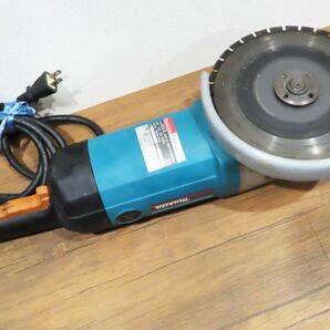 220★makita マキタ 9047L 180mm ディスクグラインダー グラインダー 研磨機 工具 電動工具 DIY用品★の画像2