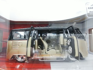 ■ Maistoマイスト CUSTOM SHOP 1/25 VOLKSWAGEN VAN ”SAMBA” フォルクスワーゲンバン・サンバ ダイキャストミニカー