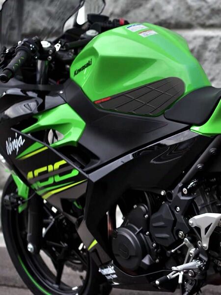 NINJA400 Z400 タンクパッド　ニーグリップパッド