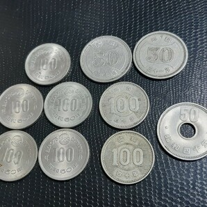 日本 古銭 旧100円硬貨 まとめ 稲穂 2枚 沖縄 EXPO 万博75 5枚 100円玉 、 50円硬貨 3枚 の画像1