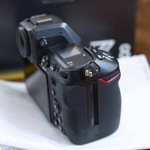 付属品完備 Nikon ニコン Z8 ボディ ミラーレスカメラ の画像4
