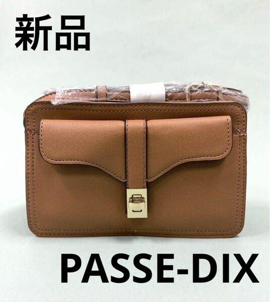 PASSE-DIX ひねり金具フラップミニショルダーバッグ　ベージュ