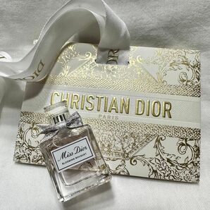 Christian Dior ディオール 香水 ミスディオール ブルーミングブーケ オードゥトワレ ミニミニショッパー 新品未使用
