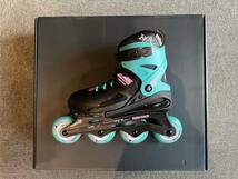 新品！未使用品！NEWモデルジュニアインラインスケート「ROLLERBLADE FURY Black/Sea Green 18.5㎝-21.0㎝」サイズ調整OK！_画像1