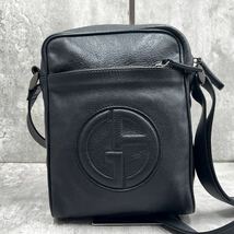 1円【極美品】GIORGIO ARMANI ジョルジオアルマーニ ショルダーバッグ メッセンジャー ポシェット メンズ ビジネス レザー ブラック_画像2