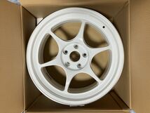 【4本セット】ENKEI PF06 18インチ 8.5J +35 114.3 マシニングホワイト_画像1