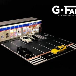 即納　G-FANS 1/64 ローソンストアジオラマ　点灯 組立式　駐車場付き　新品未開封