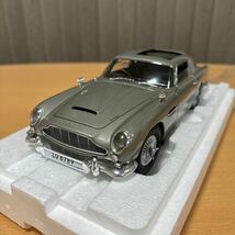 ホット ウィール 1/18 アストン マーチン DB5 007 GOLDFINGER_画像4