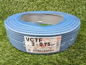 未使用品 富士電線工業 3×0.75mm VCTFケーブル ビニルキャブタイヤ丸形コード 100m 灰 製造年月日 2023.8.10【1】