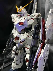 MG　1/100　エアブラシ塗装済完成品　RX-0ユニコーンガンダム　ジャンク扱いで(ガンプラ ガンダムUC HG RG RE PG　FM)