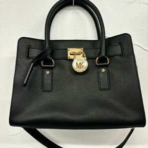 MICHAEL KORS マイケルコース 2WAYバッグ ハンド ショルダー ブラック レザー ゴールド金具 カデナ付きの画像1