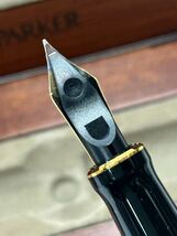 PARKER パーカー DUOFOLD デュオフォールド 万年筆 ペン先 18K 750 ブラック×ゴールド 木箱入り_画像3