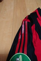 【超貴重 選手支給品　アルベルティーニ引退記念試合】adidas　ACミラン 05/06 ホーム 長袖 #20 セードルフ サイズXL　　経年劣化有り_画像4