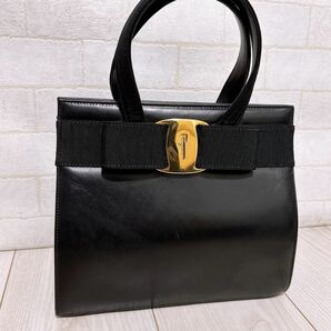 《美品》Ferragamo(フェラガモ)ハンドバッグ