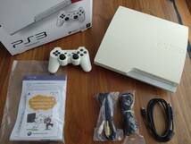 PS3 プレイステーション3　本体　CECH-3000A　クラシック・ホワイト　中古　ワイヤレスヘッドセット付き_画像1