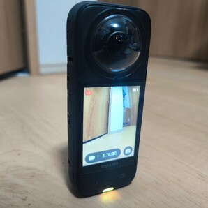 Insta 360 X3 見えない自撮り棒付け 360度カメラ 元箱ありの画像5