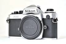 【美品】Nikon ニコンFE2 シルバー　清掃・整備・モルト交換済　電池付きの状態良好品_画像1
