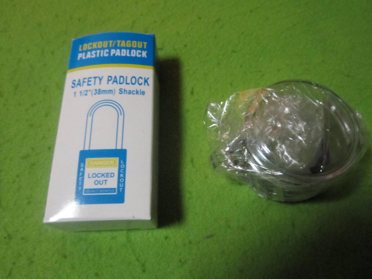 未使用品　Entatial 緊急停止ボタンカバー、石油化学工業用電力用押しボタン