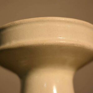 【GE】R355【コレクター所蔵品】時代 白磁陽刻花瓶 /中国古玩 中国美術 骨董品 時代品 美術品 古美術品の画像7