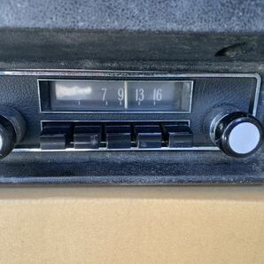 1969年式スカイライン2000GT中古ラジオ、時計、取り付けブラケット一式44年gc10GC10AMラジオ 日産 の画像2