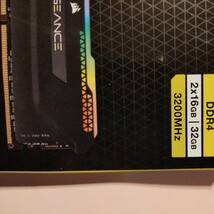 ★CORSAIR DDR4メモリ　CMH32GX4M2E3200C16　16GBx2枚_画像2