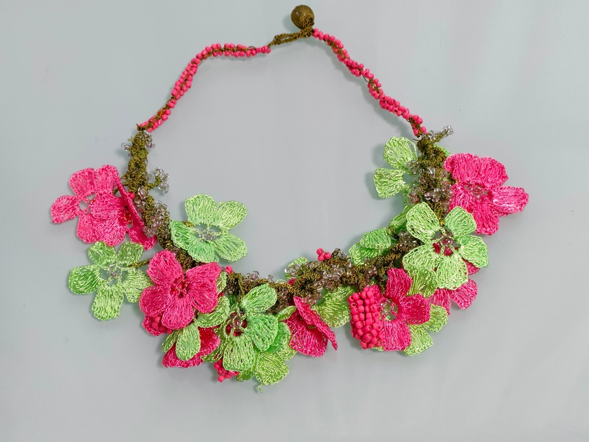 o27 Oya embroidery Türkiye necklace pink beads flower embroidery yellow green Mimioya embroidery accessories Mimioya embroidery necklace, Handmade, Accessories (for women), necklace, pendant, choker