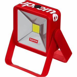 Supreme Magnetic Kickstand Light　シュプリーム　ライト