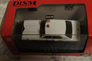 1/43　アオシマ　DISM　３３０セドリックGLE後期型警視庁パトロールカー77　車高調整式