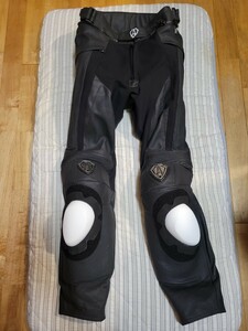 美品 レザーパンツ アレンネス ARLEN NESS ライディングパンツ サイズ50(L) 革 ブーツイン ベリック