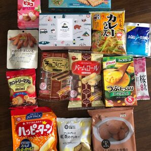 お菓子食料品詰め合わせ☆クッキー/ビスコ/コーンスープ/風月堂/アクエリアス/ハッピーターン/カントリーマアム/ブルボン