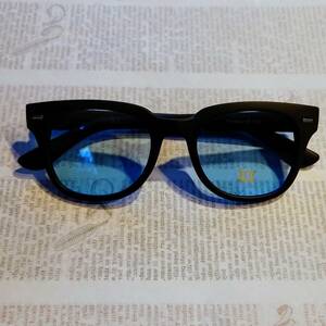 【新品未使用】サングラス メンズ レディース ウェリントン ボストン UVカット セルフレーム 大きめ 薄い色 クラシック / 2853 ブルー