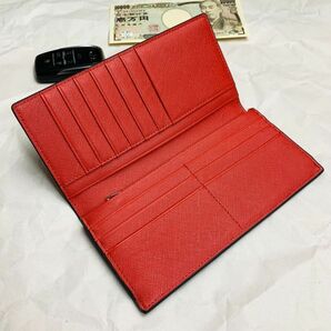 【田中革具】訳あり 黒×赤 ハンドメイド カーボンレザー 二つ折り財布 ウォレット コインケース 牛革 レザー メンズ財布 ビジネス 長財布の画像5