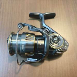 ダイワ 23エアリティ LT2500S-DH ハンドル無し DAIWA AIRITY スピニングリール 中古品の画像2